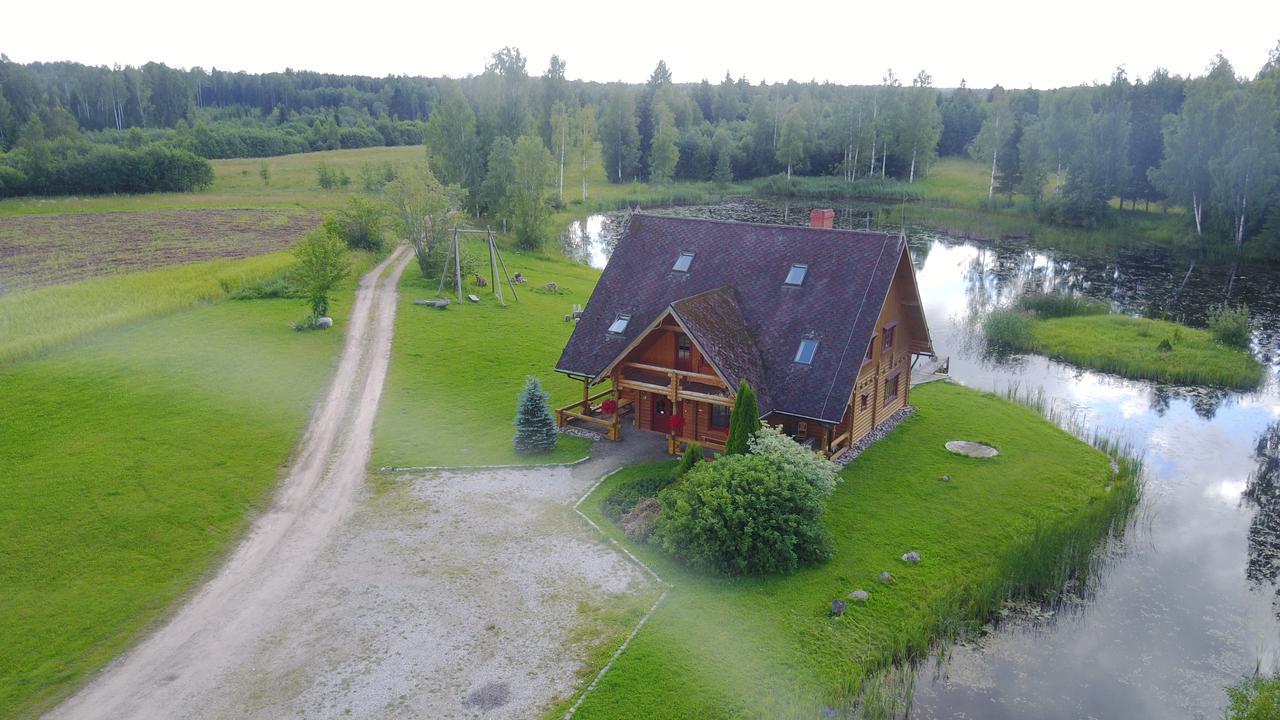Hotel Jaun-Ievinas Rauna Exterior foto